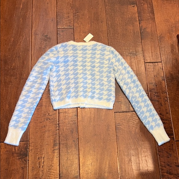 Aeropostale Light Blue and White Cardigan - Picture 3 of 3